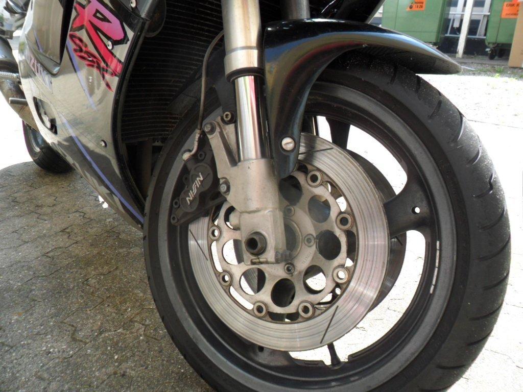 Suzuki gsxr 750w billede 12