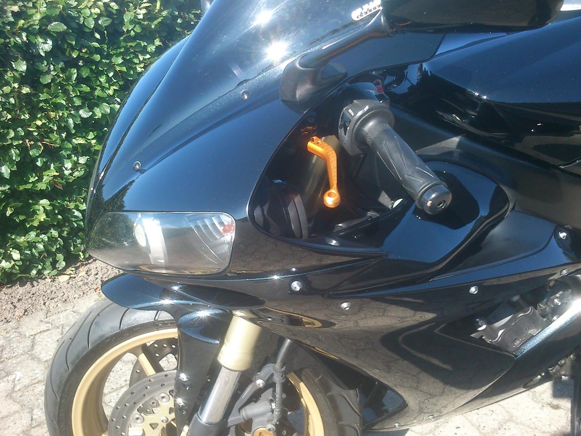 Yamaha yzf-r1 billede 3