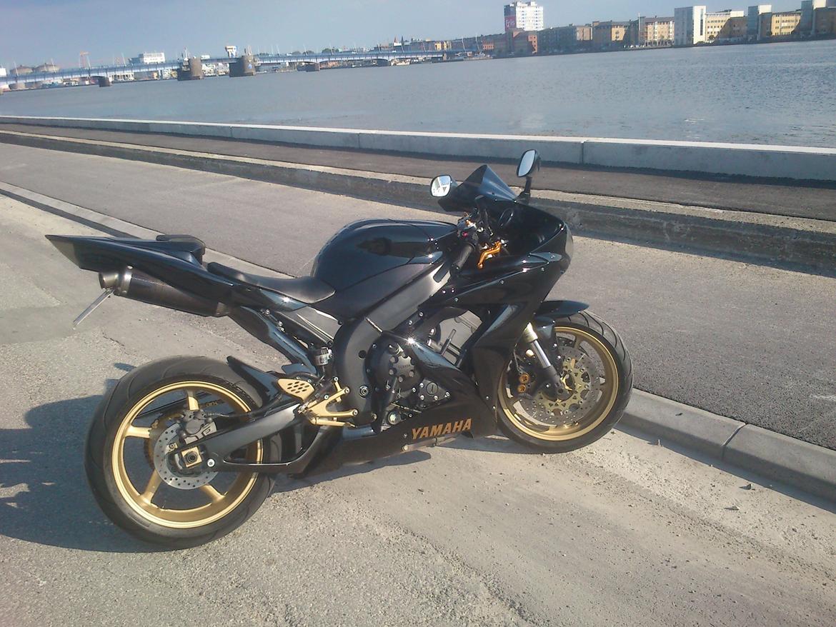 Yamaha yzf-r1 billede 10