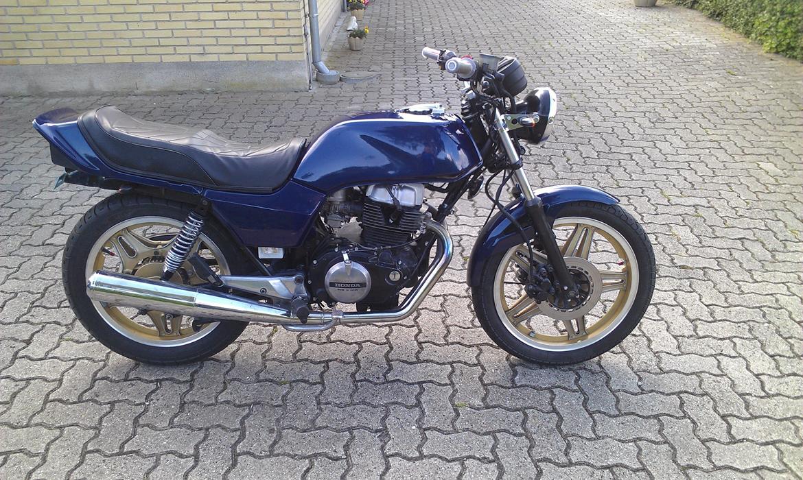 Honda cb 400n billede 5