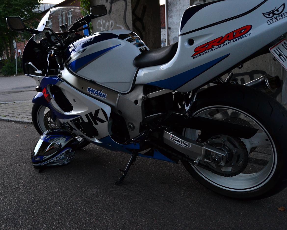 Suzuki GSX-R 600 SRAD billede 13