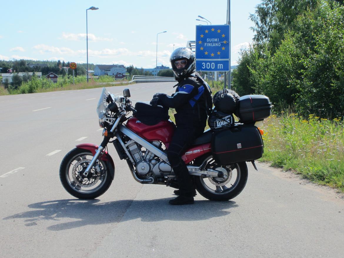 Honda NTV 650 (SOLGT D. 09-10-13) - Grænsen mellem Sverige og Finland - August 2012 billede 2