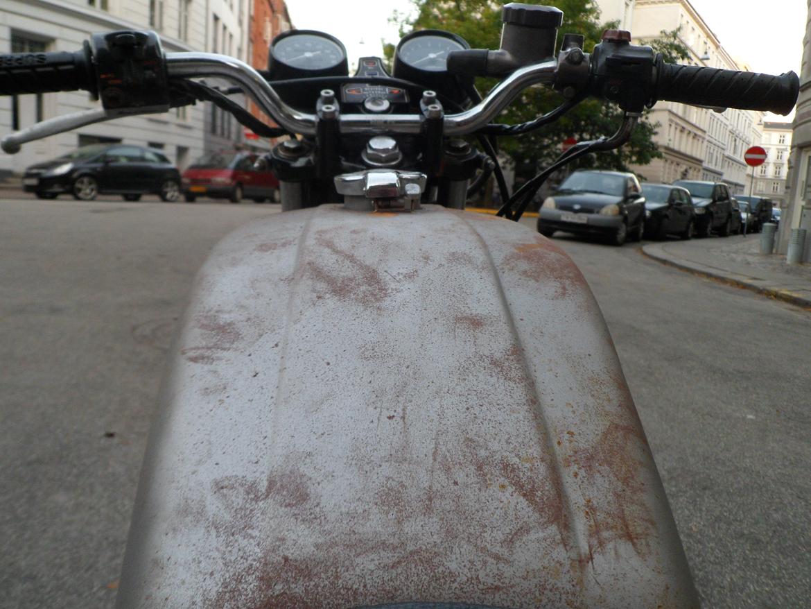 Honda CB 400 F billede 1