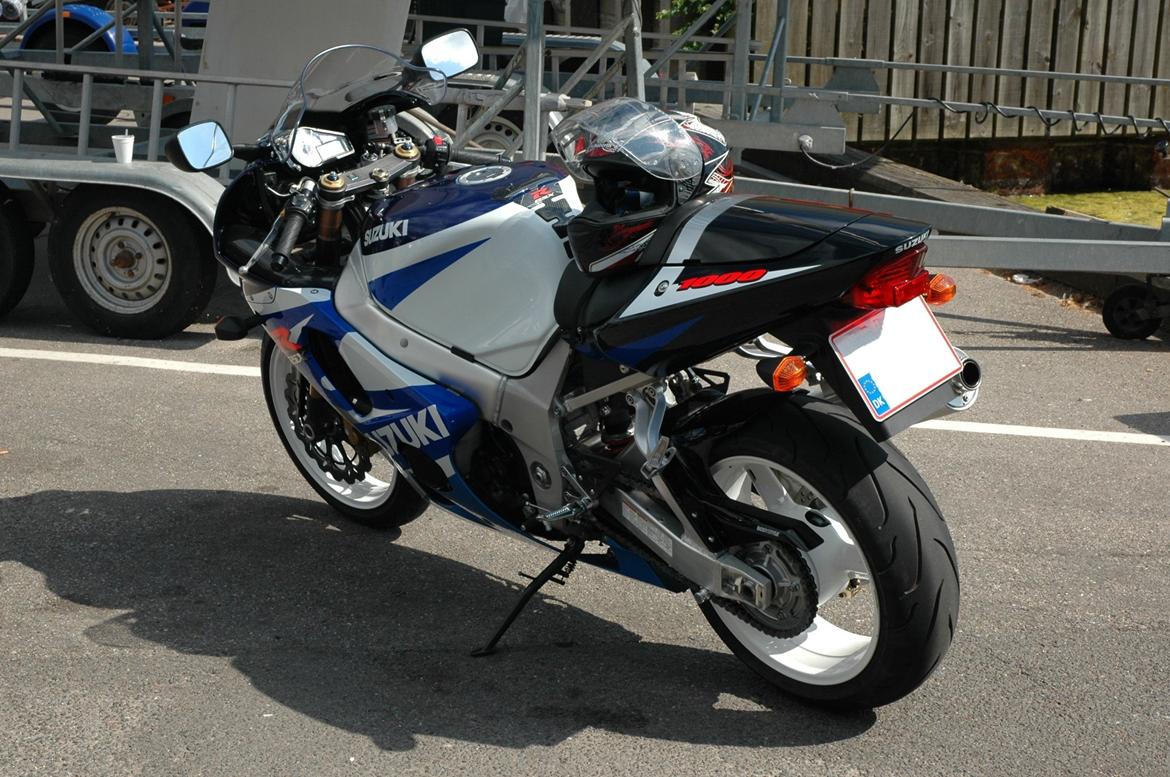 Suzuki GSX-R 1000 K1  Solgt billede 3