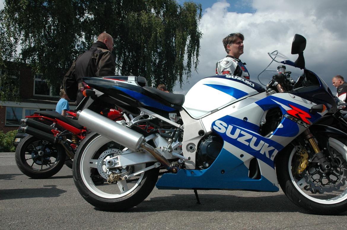 Suzuki GSX-R 1000 K1  Solgt billede 5