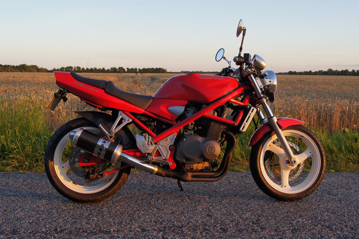 Suzuki GSF 400 Bandit (Bambi) (solgt) billede 3