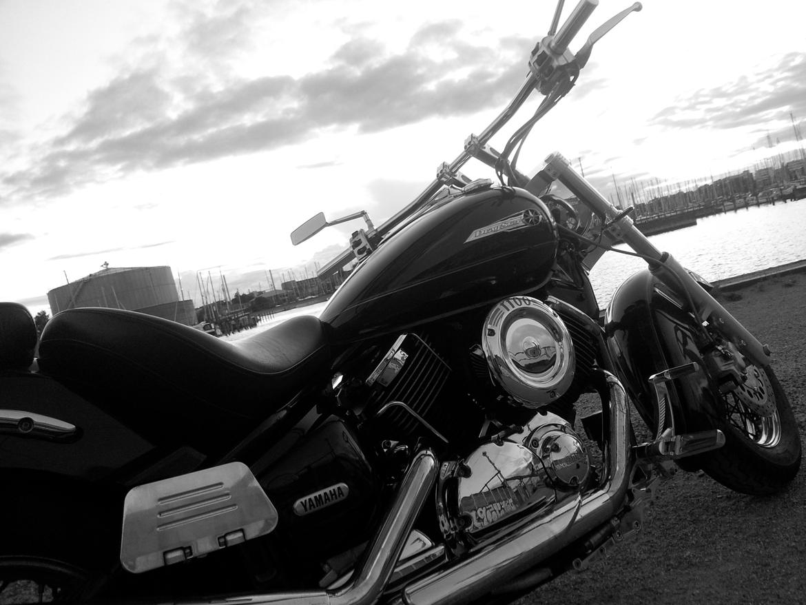 Yamaha XVS 1100 Dragstar billede 1