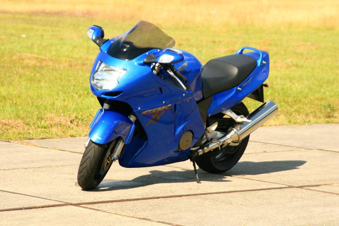 Honda CBR 1100 XX Super Blackbird SOLGT billede 1