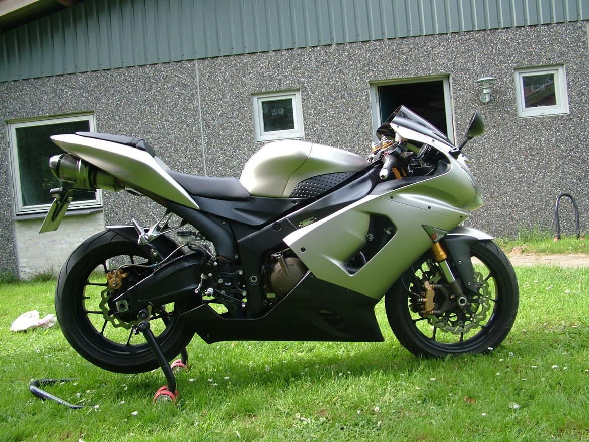 Kawasaki ZX6R 636 billede 2