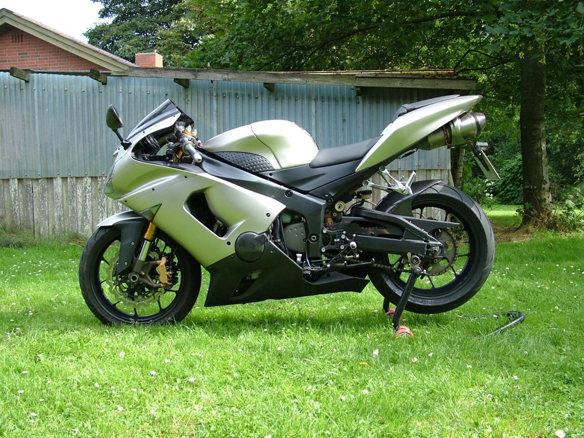 Kawasaki ZX6R 636 billede 3