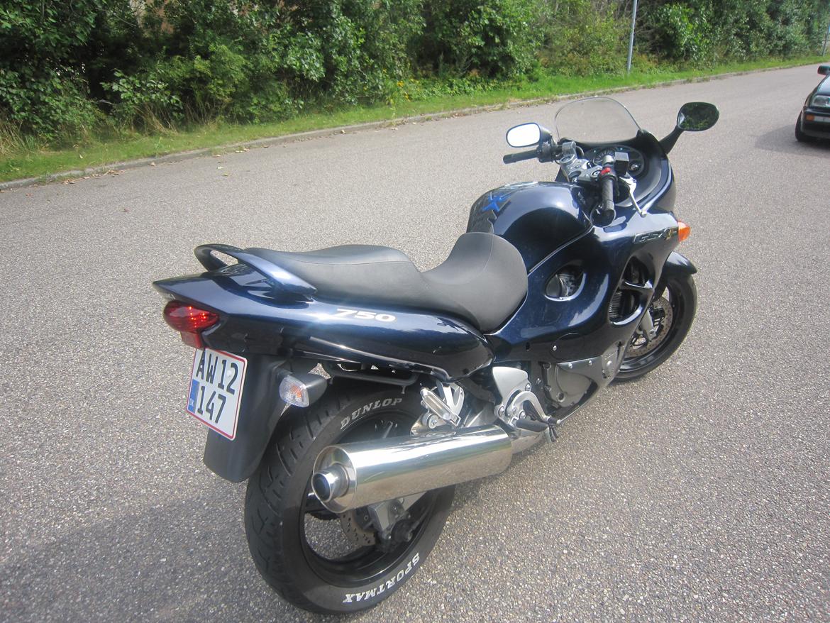 Suzuki GSX 750 F billede 4