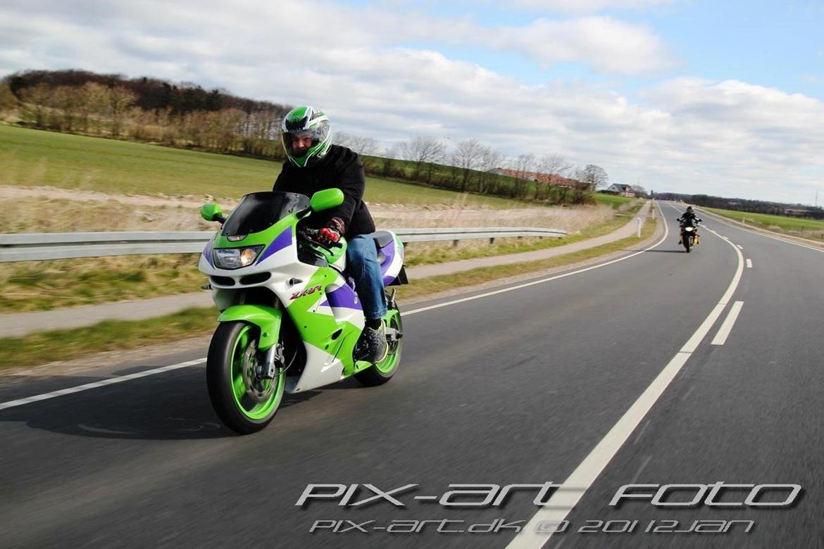 Kawasaki Ninja ZX9R billede 13