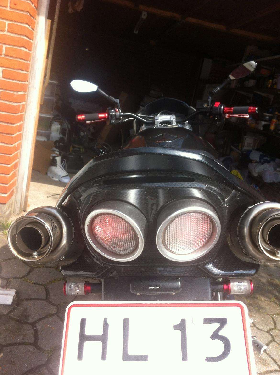 Suzuki GSR 600 billede 3