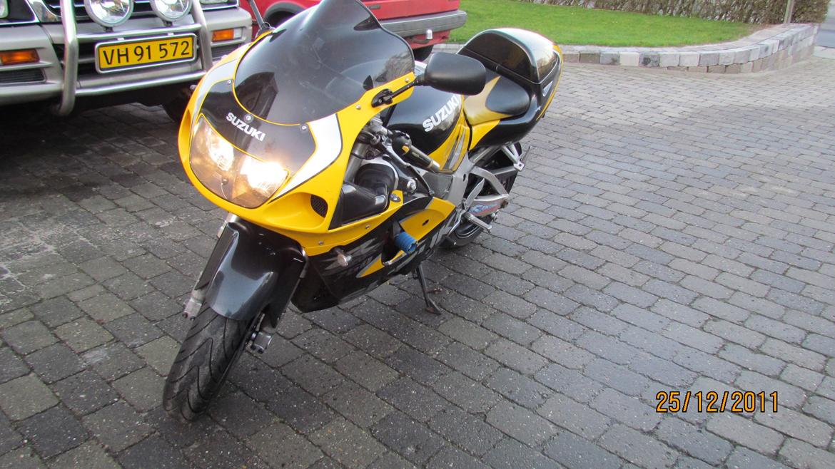 Suzuki GSX-R 750 Srad (Til Salg) billede 2