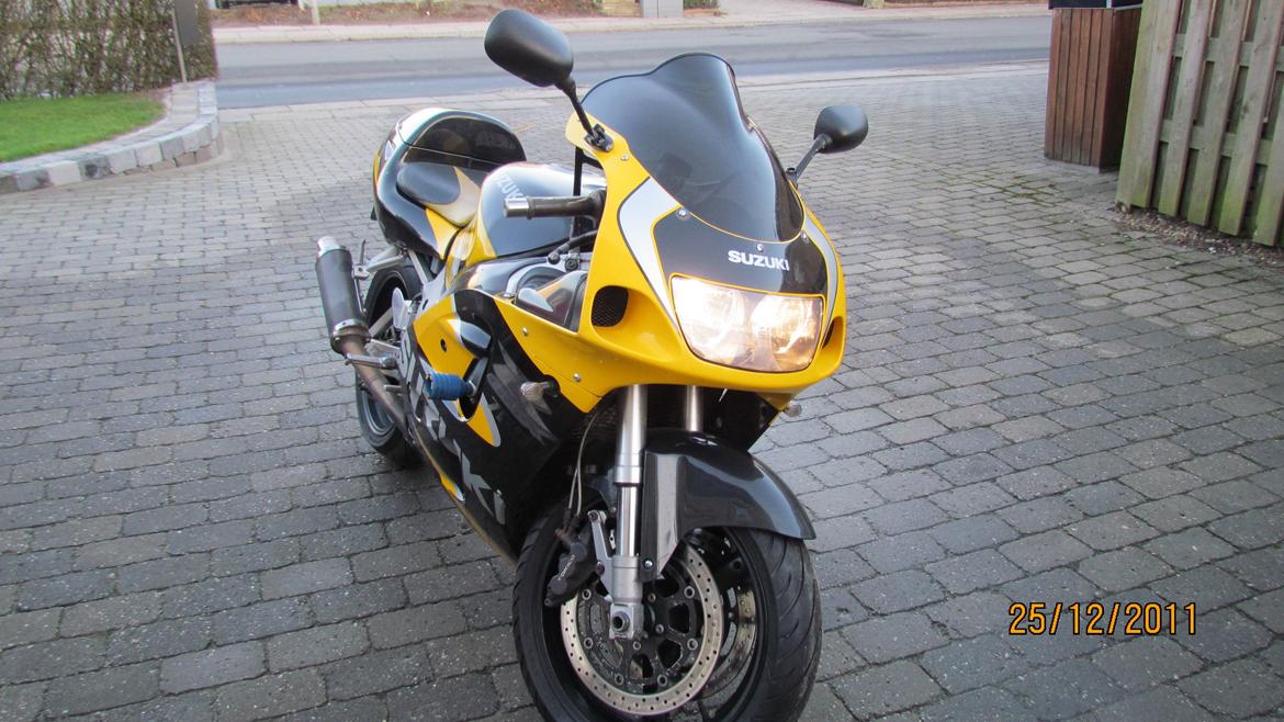 Suzuki GSX-R 750 Srad (Til Salg) billede 3
