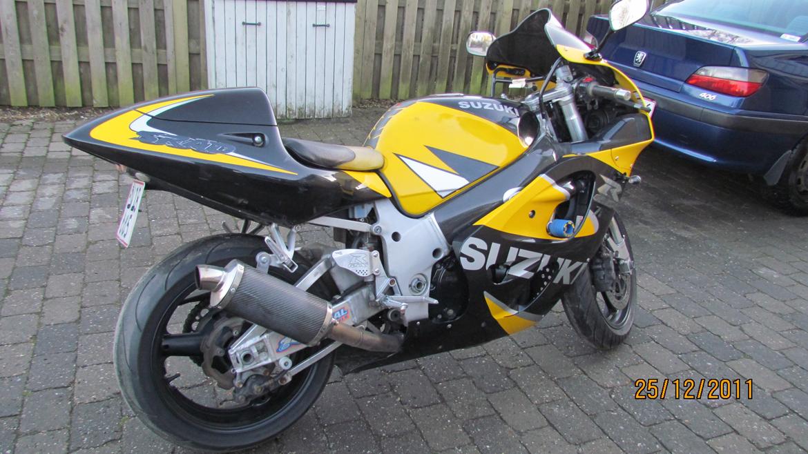 Suzuki GSX-R 750 Srad (Til Salg) billede 4
