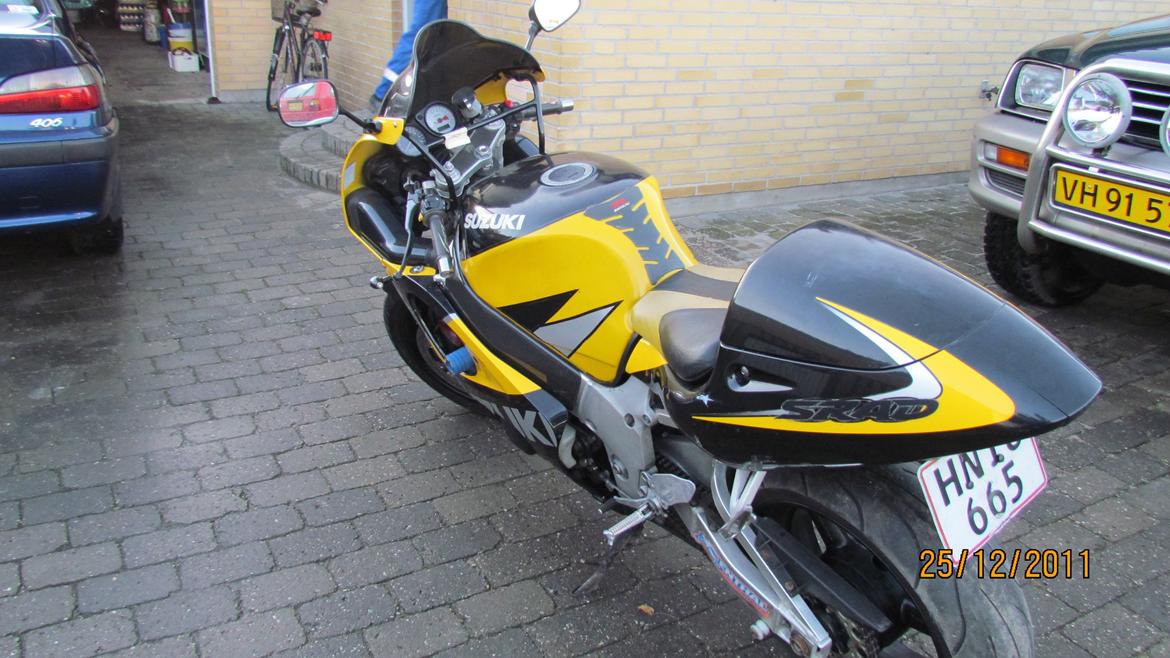 Suzuki GSX-R 750 Srad (Til Salg) billede 6