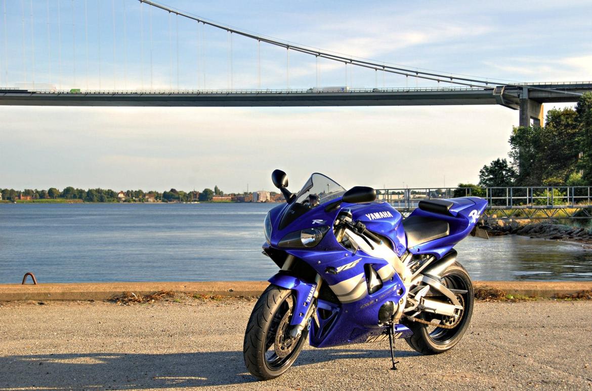 Yamaha YZF R1 billede 17