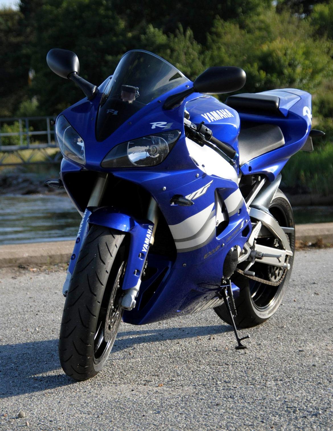 Yamaha YZF R1 billede 13