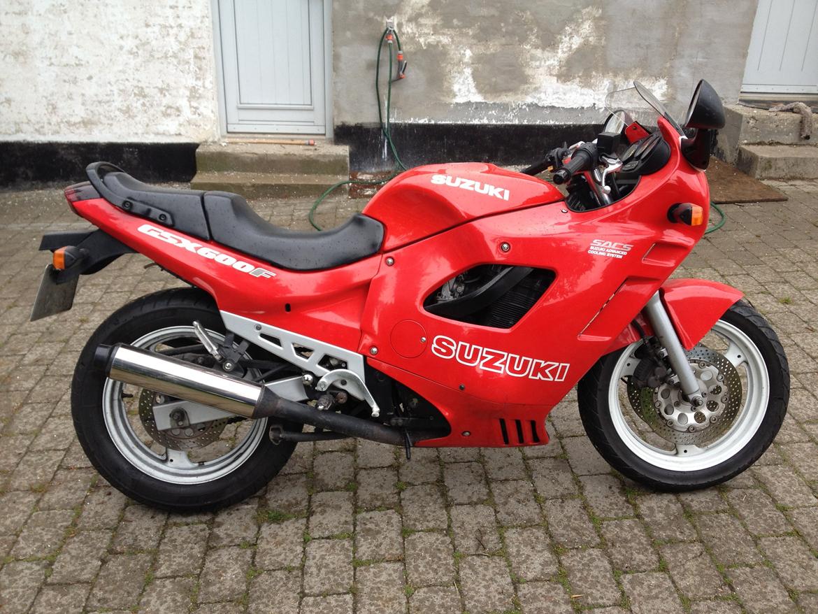 Suzuki GSX 600 F billede 4