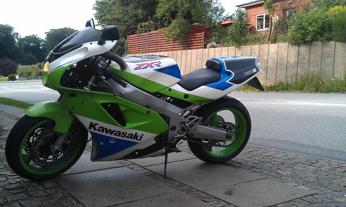 Kawasaki ZXR 750 K ( 900 ccm )"solgt" billede 5