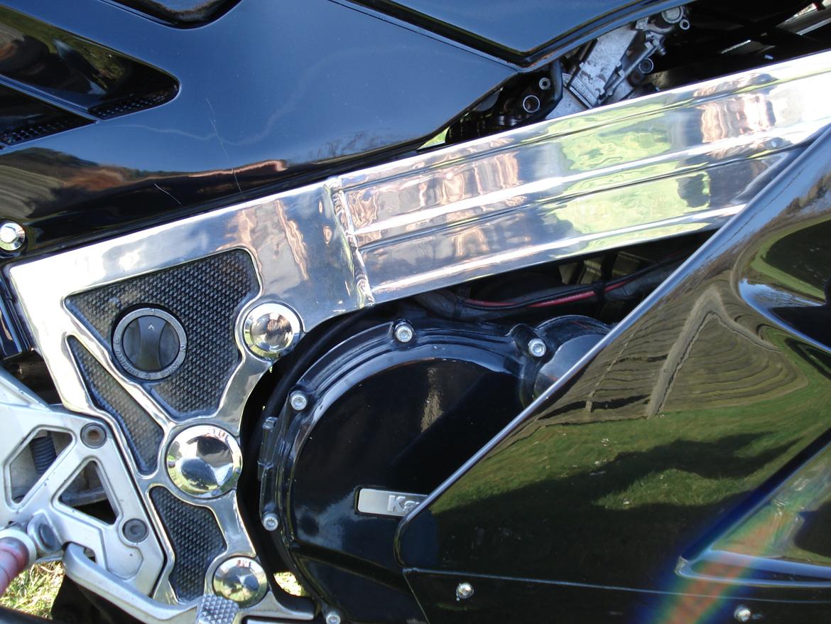 Kawasaki ZX10 (solgt) billede 4