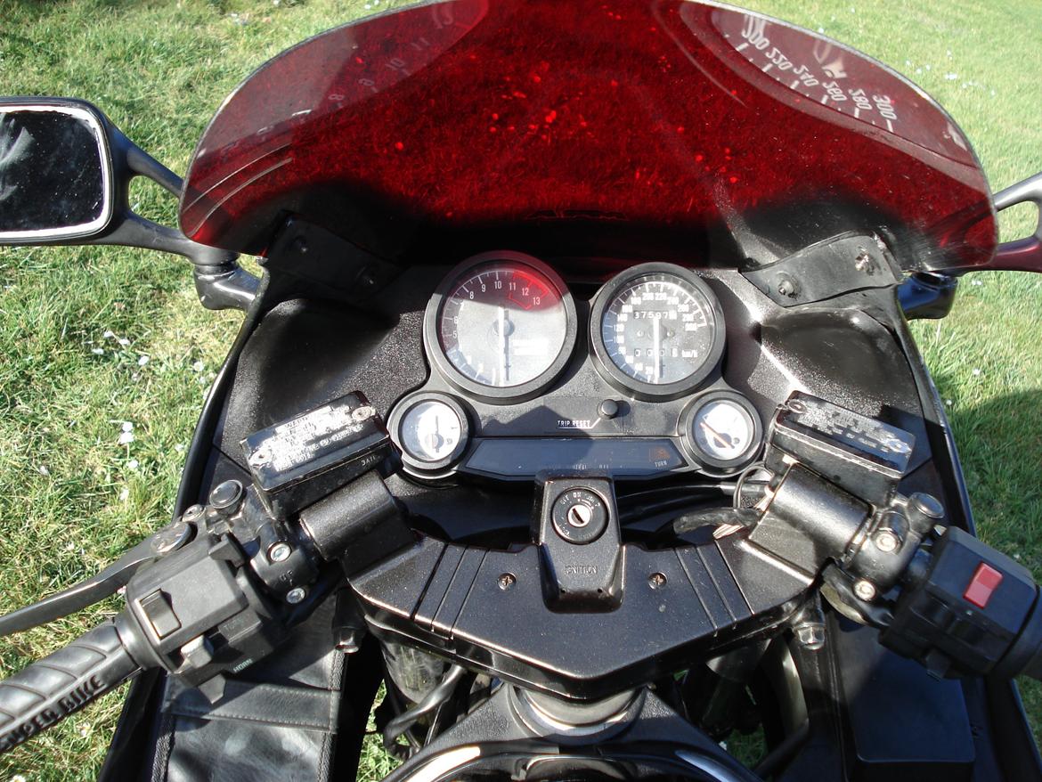 Kawasaki ZX10 (solgt) billede 5