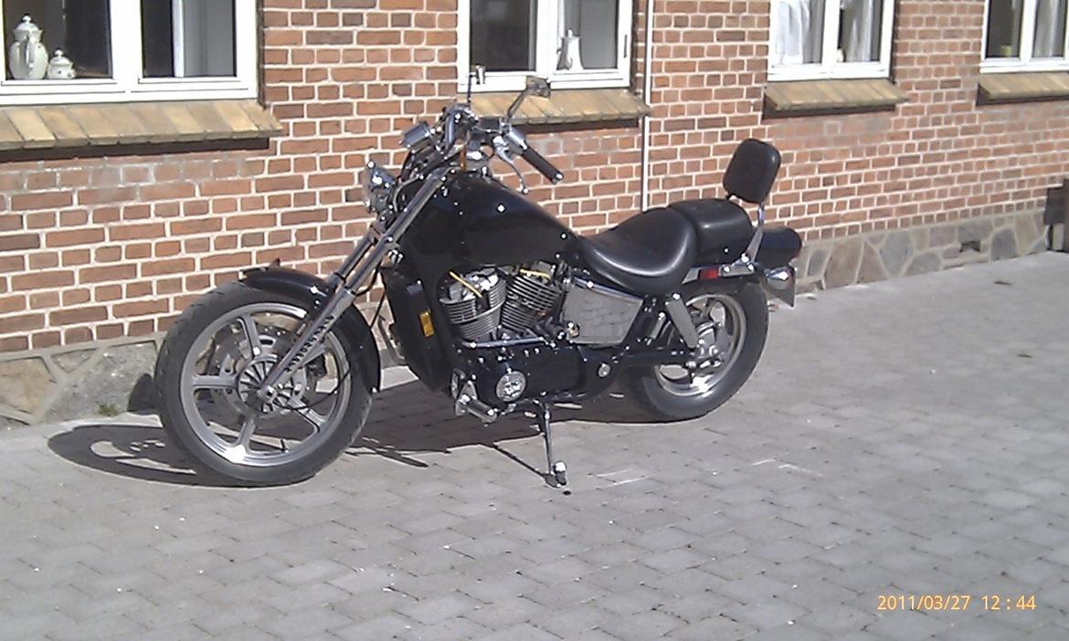 Honda VT 1100 Shadow billede 2