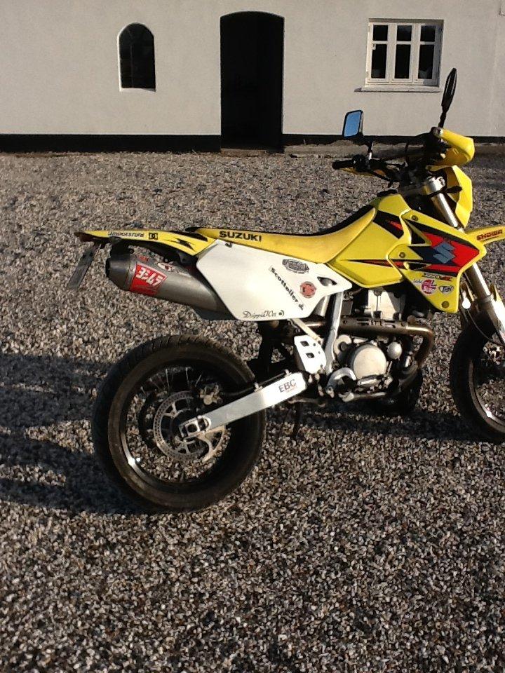 Suzuki DRZ400SM billede 8