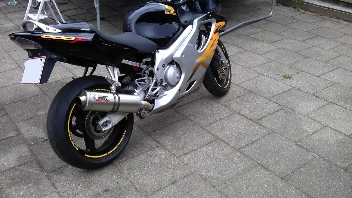 Honda CBR 600 F4 billede 7