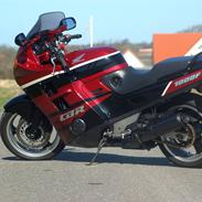 Honda CBR 1000 F ( SOLGT )