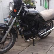 Yamaha xs 400