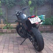 Honda XL600R Street Tracker