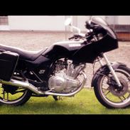 Yamaha XS 400 DOHC