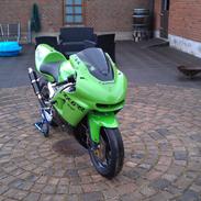Kawasaki zx6rr