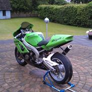 Kawasaki zx6rr