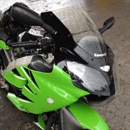 Kawasaki ZX6R