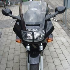 Honda VFR 750