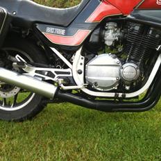 Suzuki Gsx 750 esd