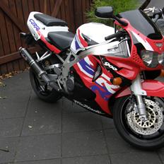 Honda CBR900RR Fireblade (solgt)