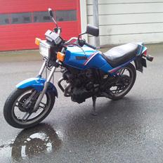 Yamaha XS 400