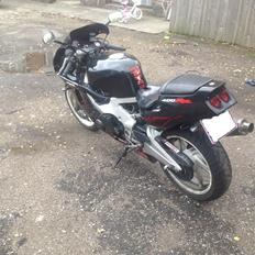 Honda CBR 400 RR NC29