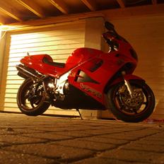 Honda VFR 750 RC36-ll