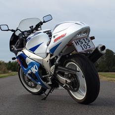 Suzuki GSXR 600 SRAD