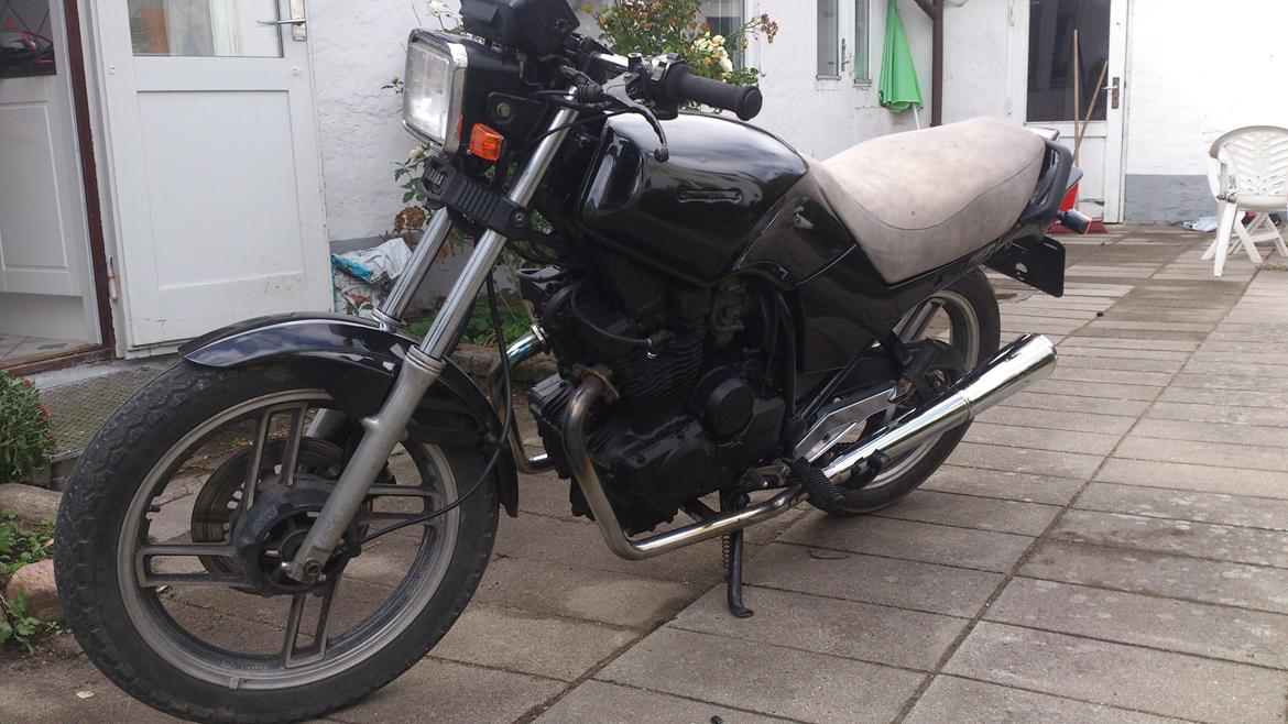 Yamaha xs 400 billede 3