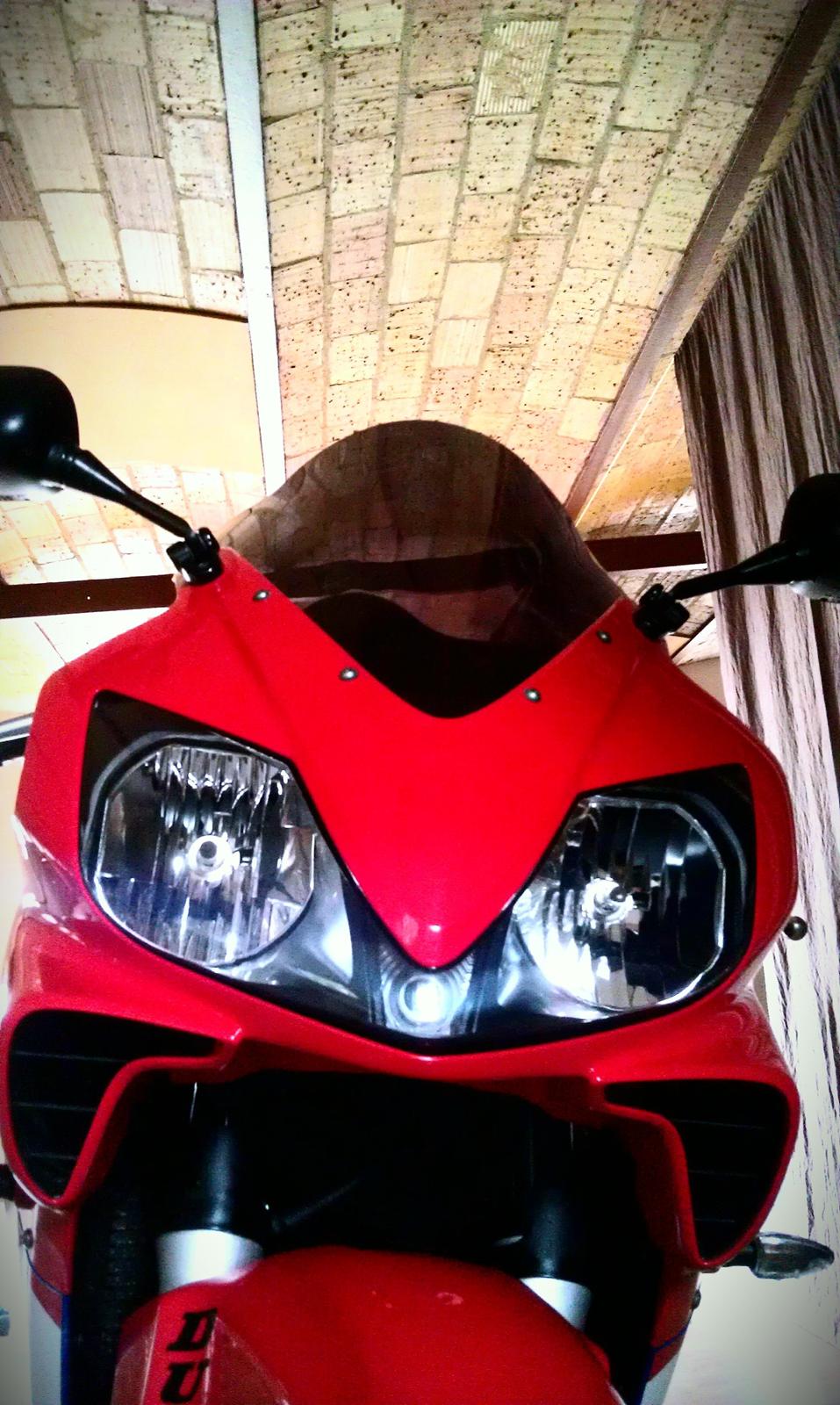 Honda CBR 600 F4 Sport billede 6