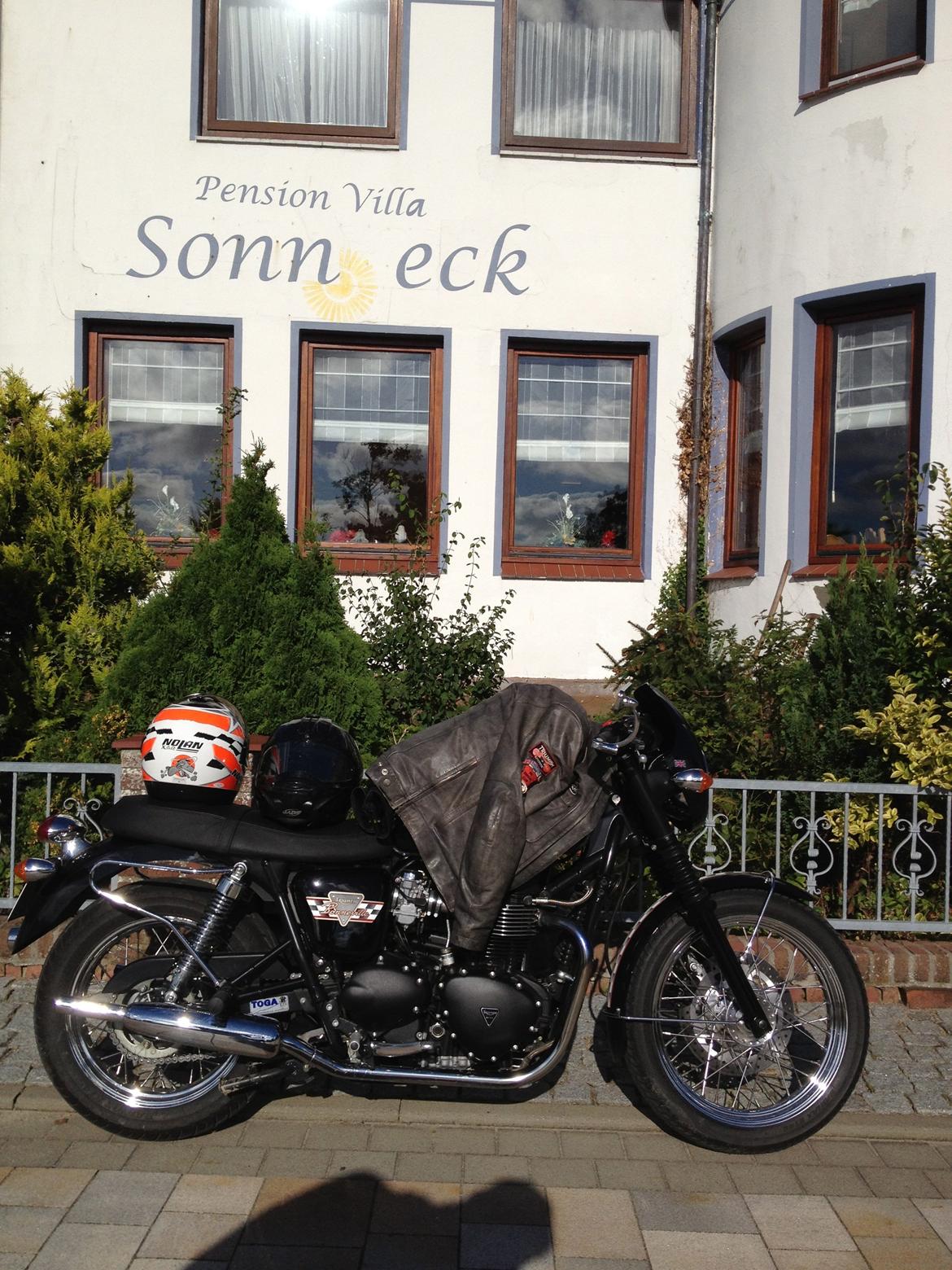 Triumph Bonneville Black - SOLGT - På tur i Tyskland billede 16