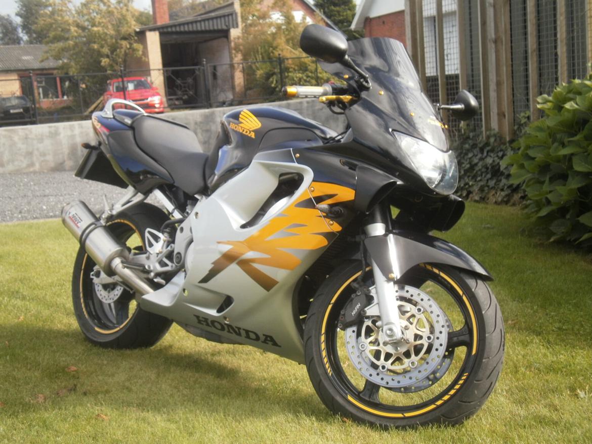 Honda CBR 600 F4 billede 12