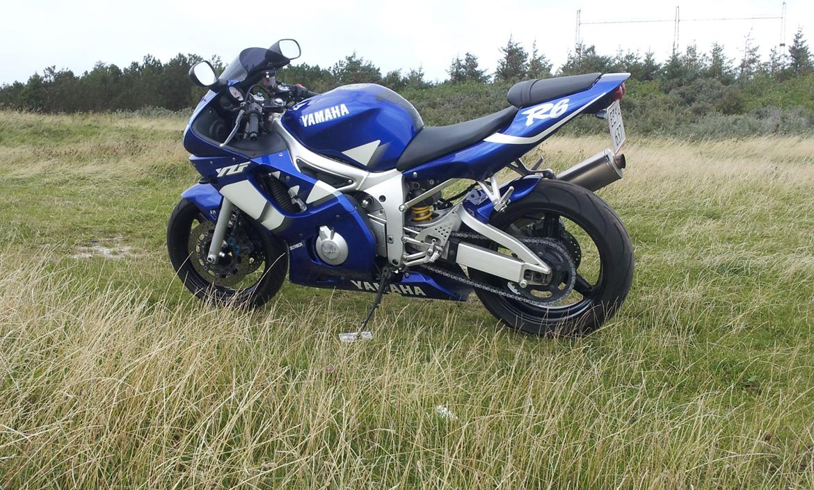 Yamaha R6 billede 3