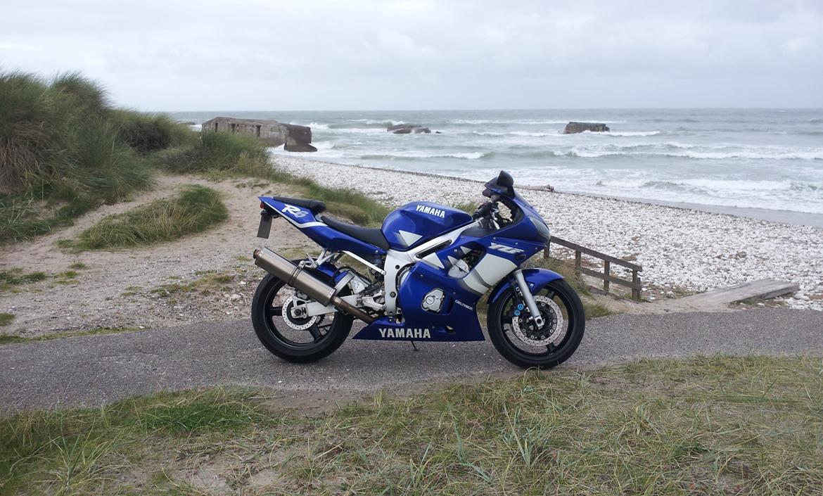 Yamaha R6 billede 8